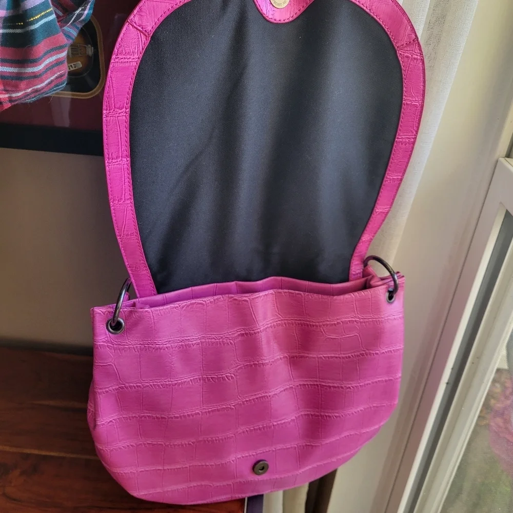 BCBGENERATION Jumbo Purple Black Tote Bag Zipper / Pockets Snap Button Medium - Picture 3 of 12